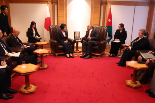 Khasawneh holds meeting with Japan’s ministers of economy, trade, industry, foreign affairs and defence-Jordan