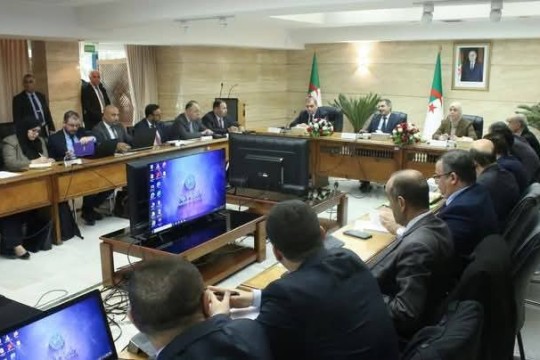 Towards a digital interconnection of notarial and financial services