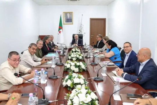 Pharmaceutical industry: Kouidri reiterates the sector's commitment to supporting the localization of medical device manufacturing-Algeria