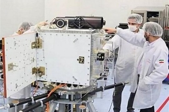 Dozens of Satellites Under Construction in Iran -Iran
