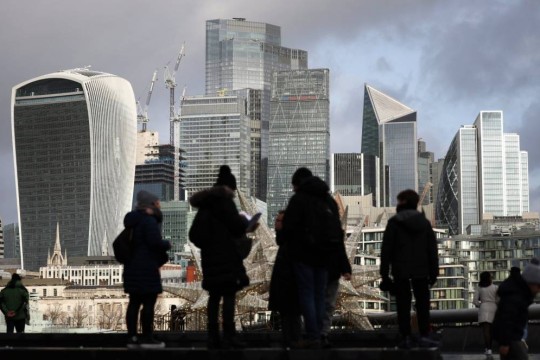 UK wages grow at slowest pace in nearly a year in some relief to BoE