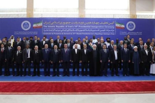 Oman's Economy Minister participates in Iranian President’s swearing-In ceremony-Oman