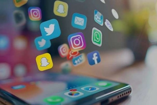 Experts warn of social media’s silent strain on mental health-Oman