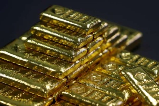 Gold prices in Oman surge to record highs-Oman