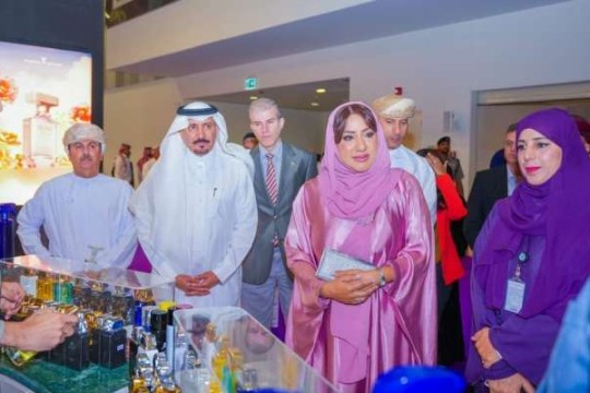 Oman Perfume Show begins in Muscat