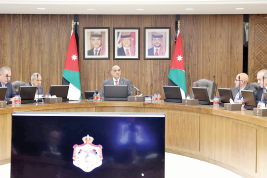 Kingdom's reserves of all basic items 'safe and perfect', shipment of goods into Jordan 'uninterrupted' — Khasawneh -Jordan