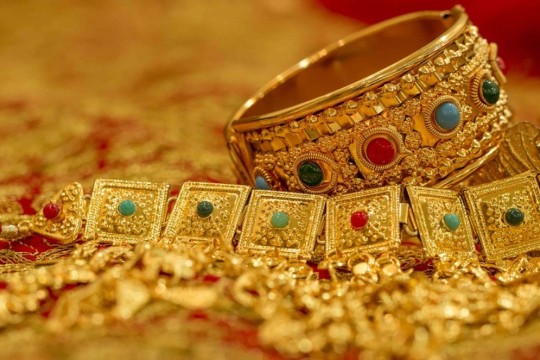Gold price in Qatari market rises 2.93% during current week-Qatar