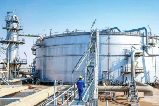Kuwait approves 303.5-million-dinar project to modernize oil export facilities