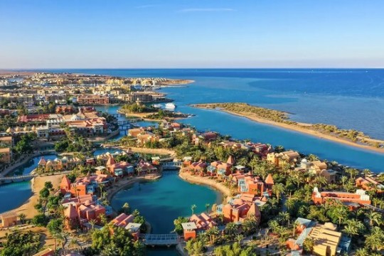 Middle Eastern coastal towns transition to permanent communities