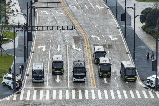 China promotes standards for new industries for better development