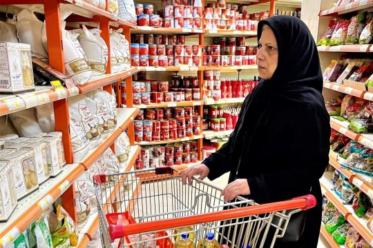 Annual inflation rises to 37.5% in September-Iran