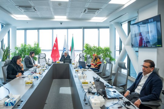 Iran, Turkey examine co-op in pharmaceutical, medical equipment industries-Iran