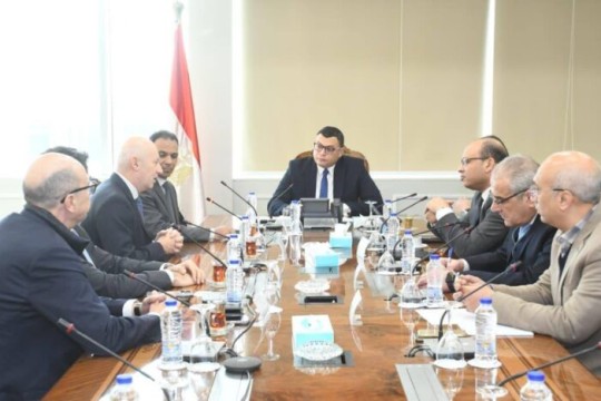 Housing Minister meets Saint-Gobain to explore cooperation in sustainable building solutions-Egypt