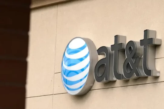 AT&T bets on new technology to build US telecom network-Palestine