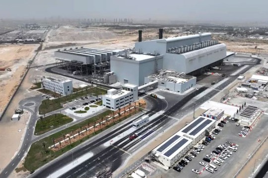 Besix's Dubai W-t-E plant enters full commercial operations