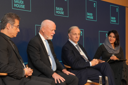 FEM26 : L’Arabie saoudite mène une nouvelle initiative mondiale pour protéger les récifs coralliens et libérer le potentiel de l’IA