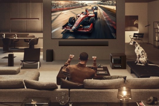 LG’s Wireless TV Technology: Redefining Home Entertainment Setups