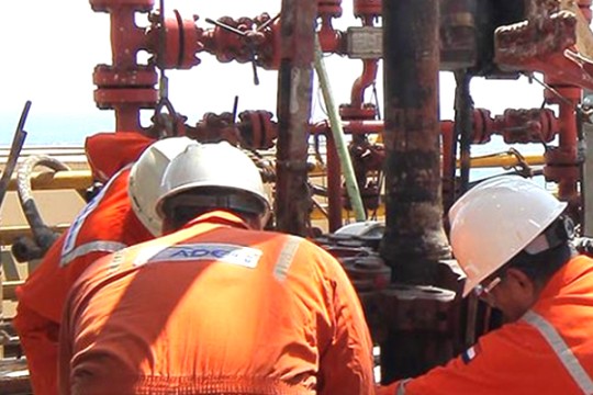 Saudi group ADES seals Qatar jackup drilling rig contract