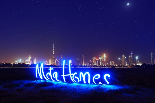 MetaHomes Celebrates Art and Innovation with World-Renowned Light Painting Artist, Roy Wang