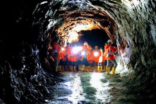 Critical Metals, Obeikan sign JV for Saudi lithium hydroxide plant