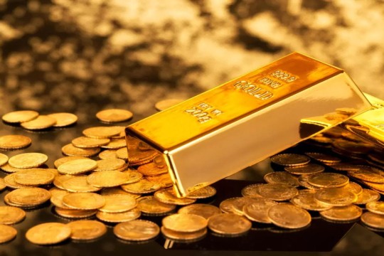 Gold Regains Ground on Softer US Dollar-Oman