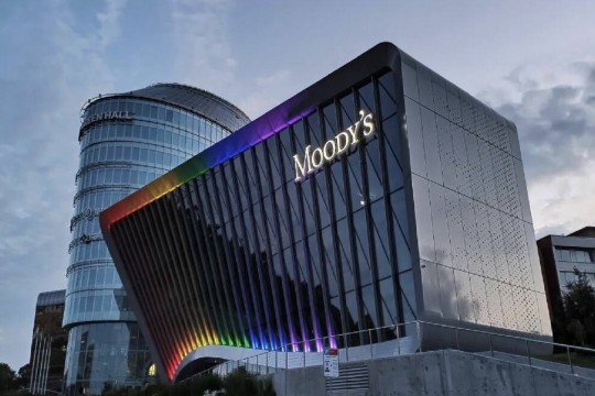 Moody's revises Egypt's outlook to negative-Egypt