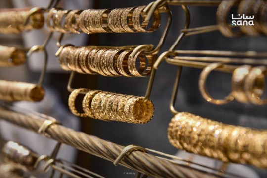 Gold prices drop in Syrian market