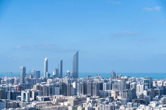 12,309 buildings completed in Abu Dhabi in H1/25