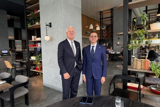 El Khatib meets with ICC’s Denton on sidelines of Bloomberg summit