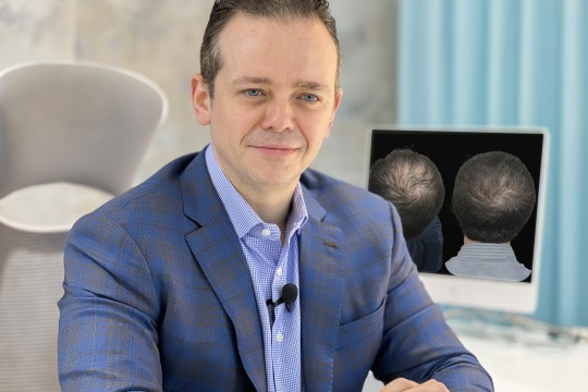 طبيب أمراض جلدية قادم من مدينة نيويورك يُقدّم علاجات ثورية لتساقط الشعر في دبي