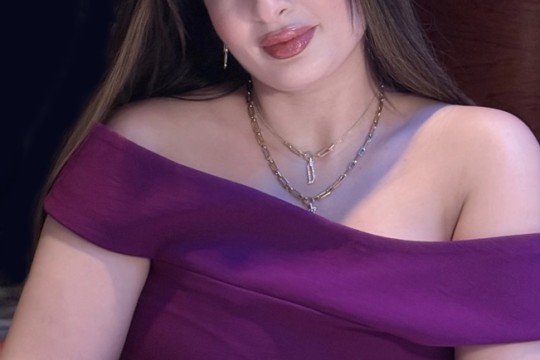 صوت تونسي، رؤية عالمية:نورس الهيشري  تتألق كنجم جديد في عالم الأناقة والثقافة في دبي