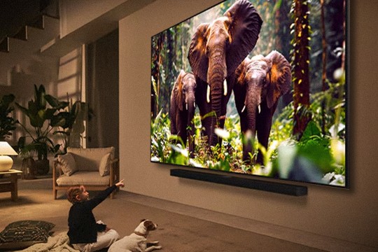شركة إل جي تكشف عن تلفزيونها الرائد QNED EVO الذي يمهد الطريق لعصر جديد من الترفيه الغامر المدعم بالذكاء الاصطناعي