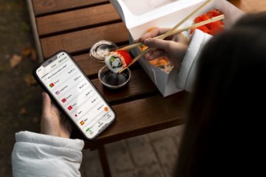 Travel Smarter: Thales and Airalo Unlock a Seamless Global eSIM Experience