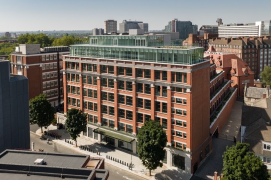 BlueFive Private Wealth sells landmark London building to JD.com