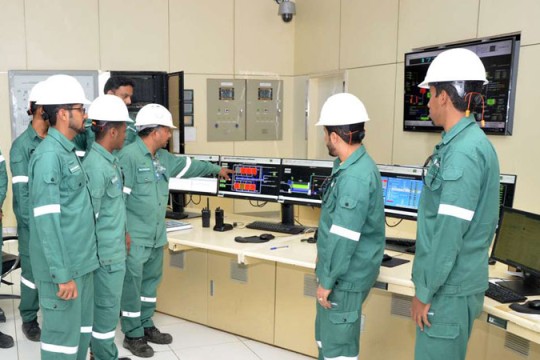 Sembcorp unit seals 10-year Omani utility purchase deal