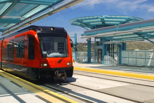 Abu Dhabi seeks bids for light rail transit line