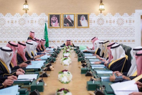 Saudi cabinet approves KSA-Qatar high-speed electric train project